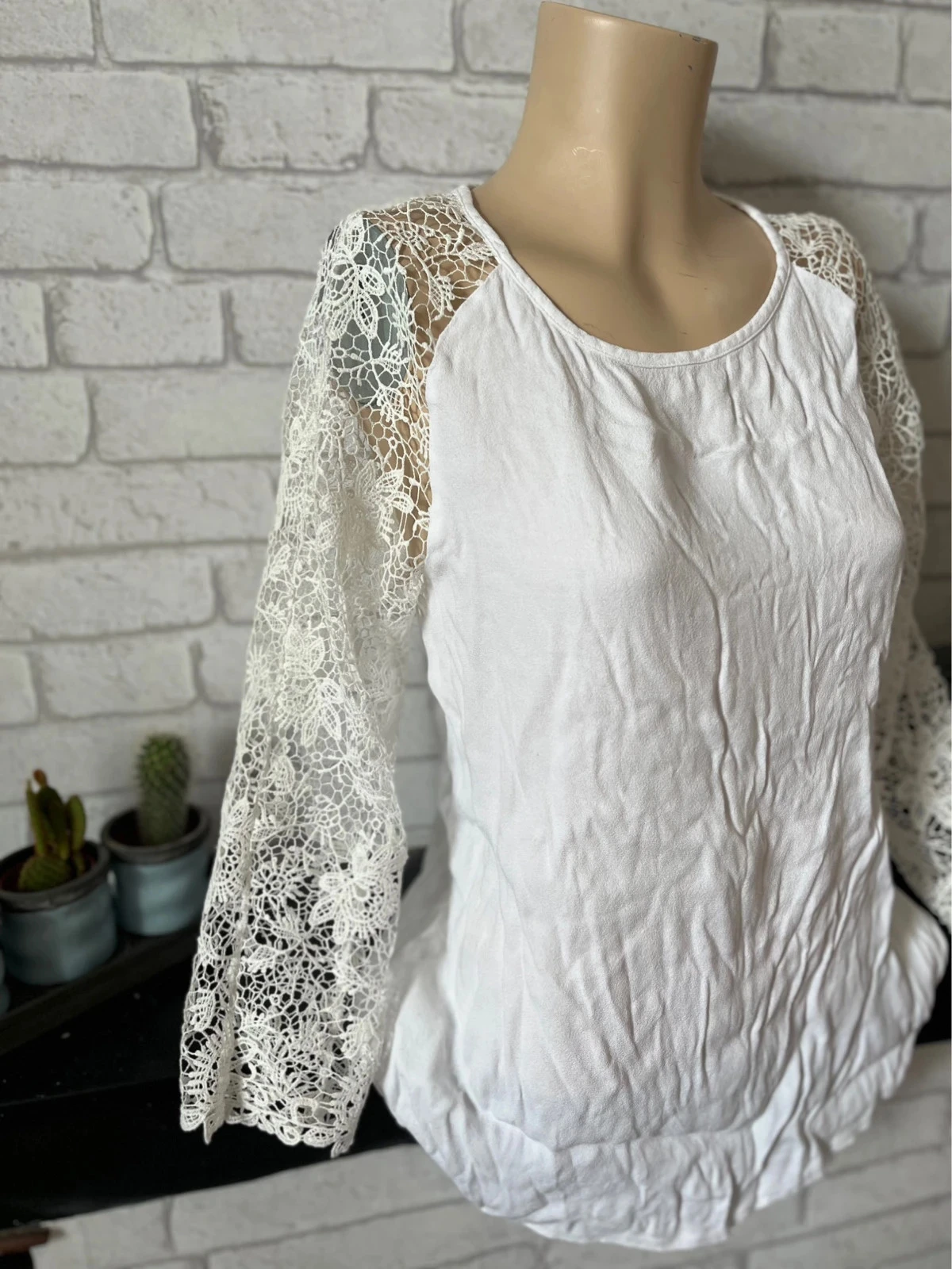 Magnifique witte blouse met kanten mouwen Promod – elegant & vrouwelijk – photo 2
